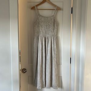 Old Navy smocked midi dress